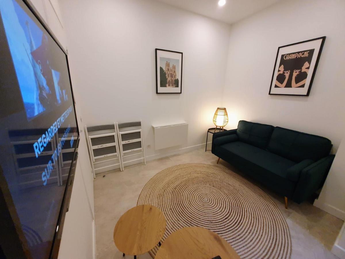Appartement Premium Dans Une Belle Demeure - Hyper Centre-Ville De ריימס מראה חיצוני תמונה