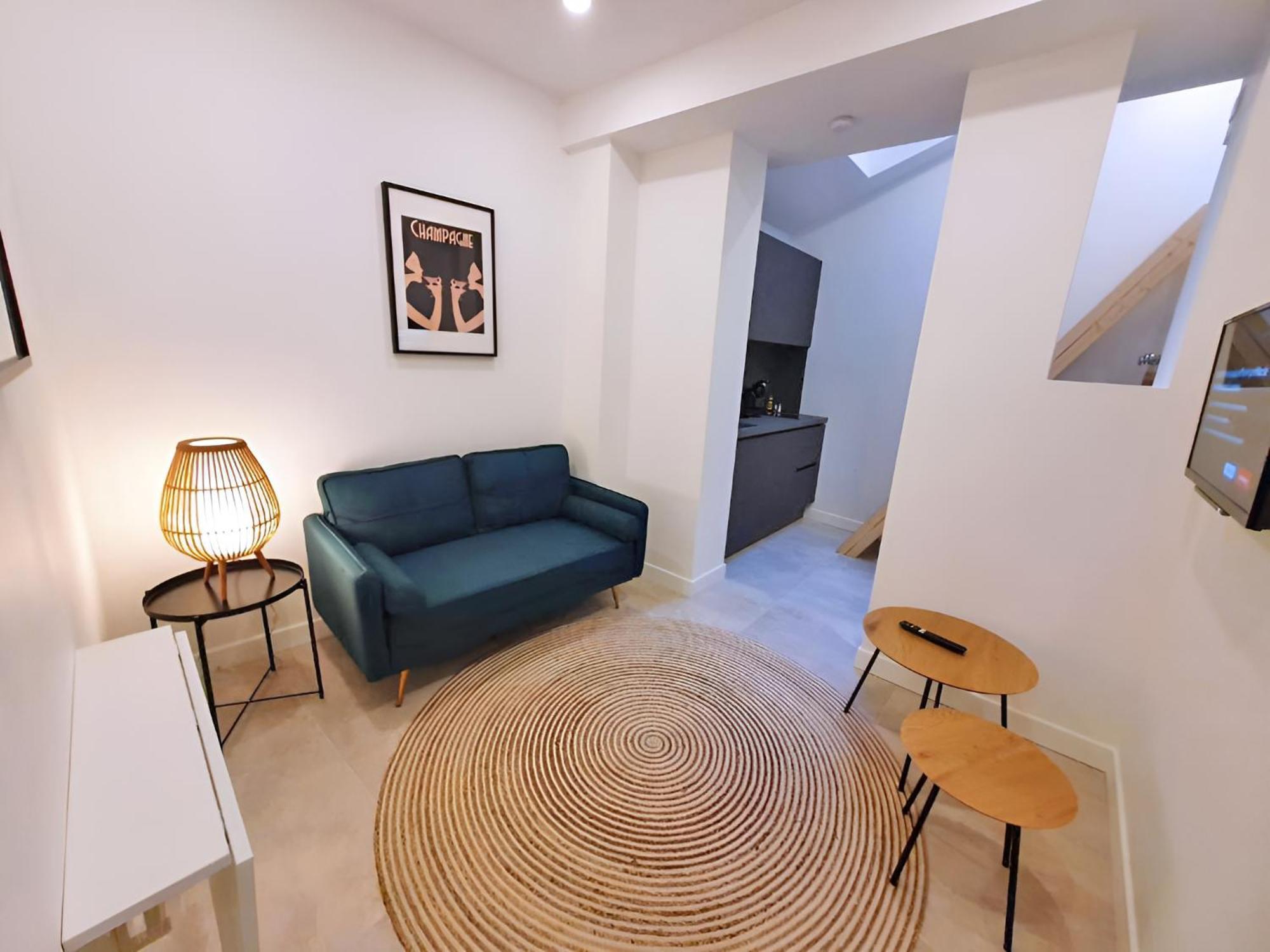 Appartement Premium Dans Une Belle Demeure - Hyper Centre-Ville De ריימס מראה חיצוני תמונה